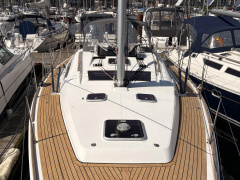 Beneteau Oceanis 43