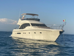 FERRETTI 530