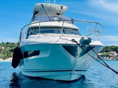 Prestige Yachts 460 Fly mit HT