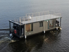 direkt Boote Woodstream Sauna-Hausboot