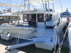 Bali Catamarans 4.6 Owner's Version