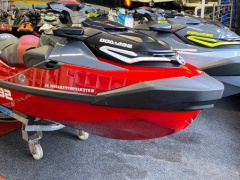 Sea-Doo RXT-X 325 Fiery Red Tech Package