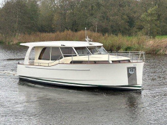 Greenline 33
