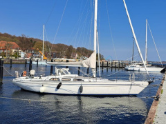 Viking Yachts 42