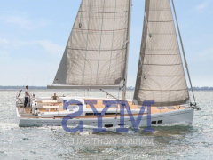 Hanse 548