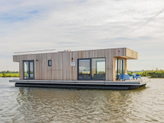 Surla Houseboat 15