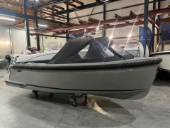 Maxima 600 Tender