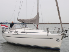 Bavaria 32