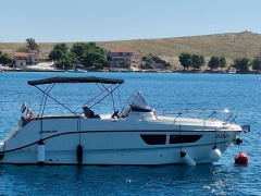 Quicksilver Activ 805 Sundeck