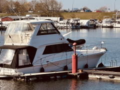 Riviera 48 Fly