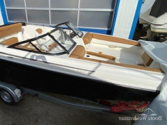 Bayliner DX2050