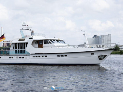Mystere 19 meter