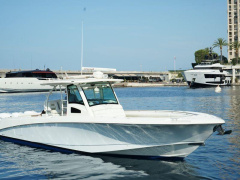 Boston Whaler 370 Outrage
