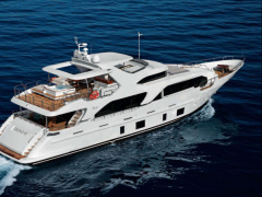 Benetti Delfino 93