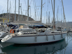 Amel Santorin sloop
