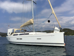 Dufour Grand Large 405