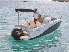 Quicksilver Activ 555 Cabin