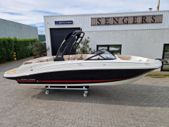 Bayliner VR6 - 250hp - NEW 2025 - stock