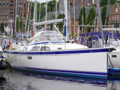 Hallberg-Rassy 44