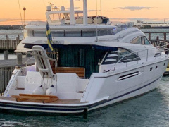 Fairline Squadron 58 Fly