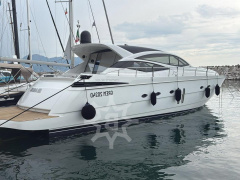 Pershing 62