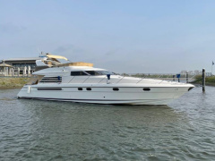 Fairline Squadron 56
