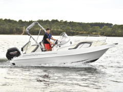 B2 Marine Cap Ferret 572 Open