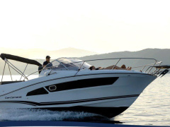 Jeanneau Cap Camarat 9.0 wa