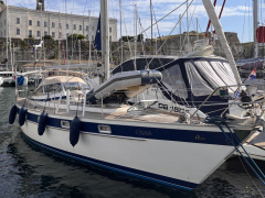 Hallberg-Rassy 382
