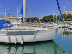Yachting France Voilier Jouët 32
