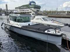 Axopar 28 Cabin Brabus Line