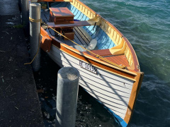 Klassisch gebautes Klinker Holzboot