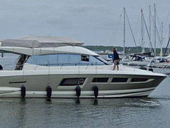 Prestige Flybridge 500 Fly