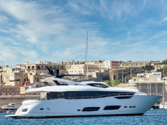 Sunseeker 95 Yacht