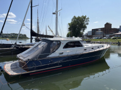 Rapsody 48 Offshore