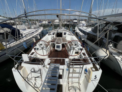 Beneteau Oceanis 40