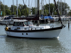 Dart Motorsailor 30