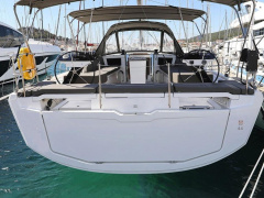 Dufour 44