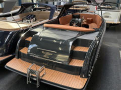 Oud Huijzer 616 Tender