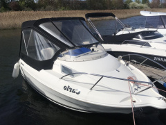 Quicksilver Activ 470 cabin