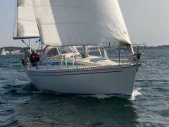 Elan 33