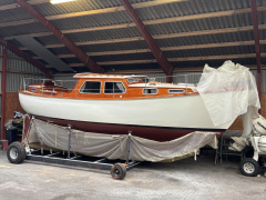 33 Fod Mahogny Ketch