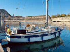 Hallberg-Rassy 352