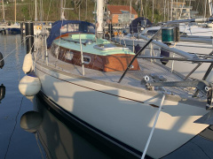 Hallberg-Rassy Mistral 33