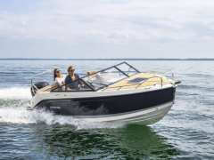 Quicksilver 605 cabin