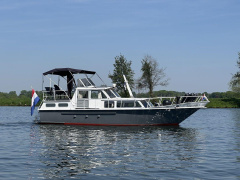 Motorjacht Namaste