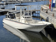 Boston Whaler 210 Montauk