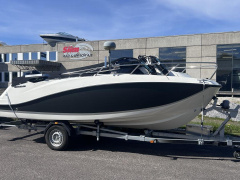 Quicksilver Activ 555 Cabin