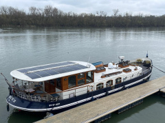 YACHT Mer et Fluvial