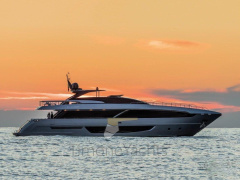 Riva 100 CORSARO